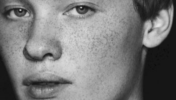 Add freckles to a face in Photoshop
