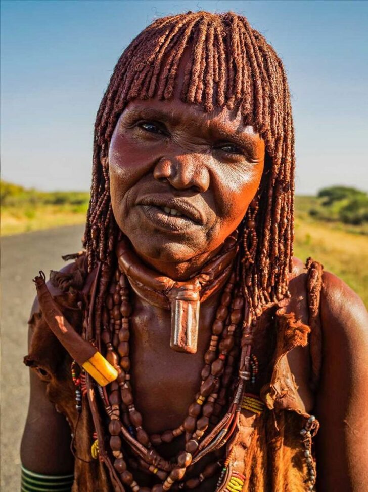 Photographer masterfully captures the beauty of tribal women in ethiopia